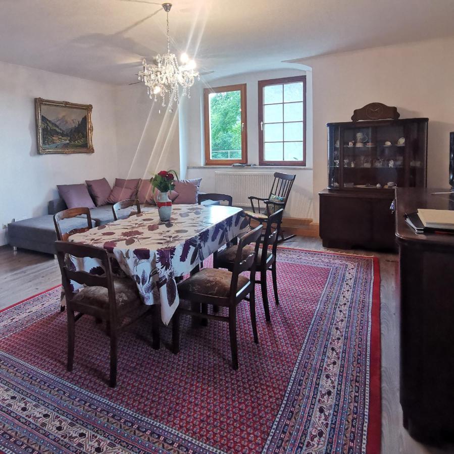 Ruhige Ferienwohnung Im Gutshaus Niederorschel Kültér fotó