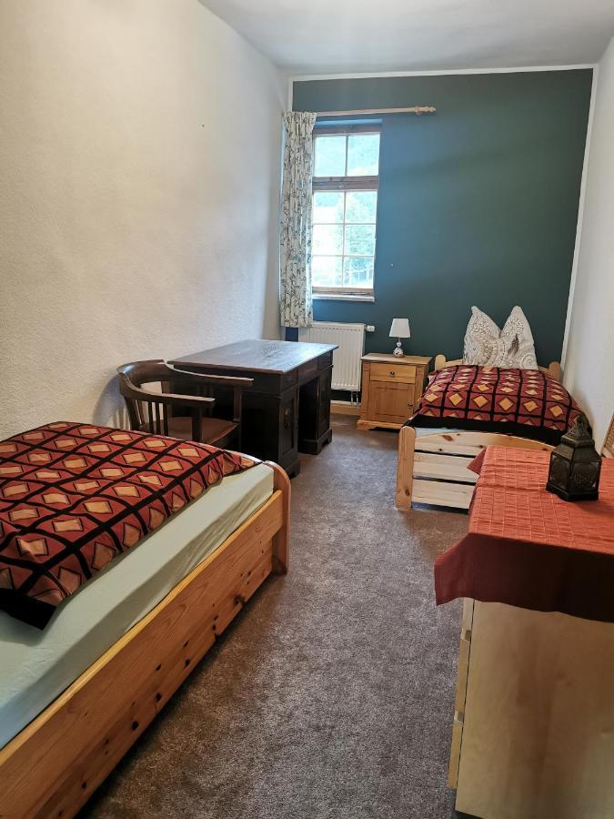 Ruhige Ferienwohnung Im Gutshaus Niederorschel Kültér fotó