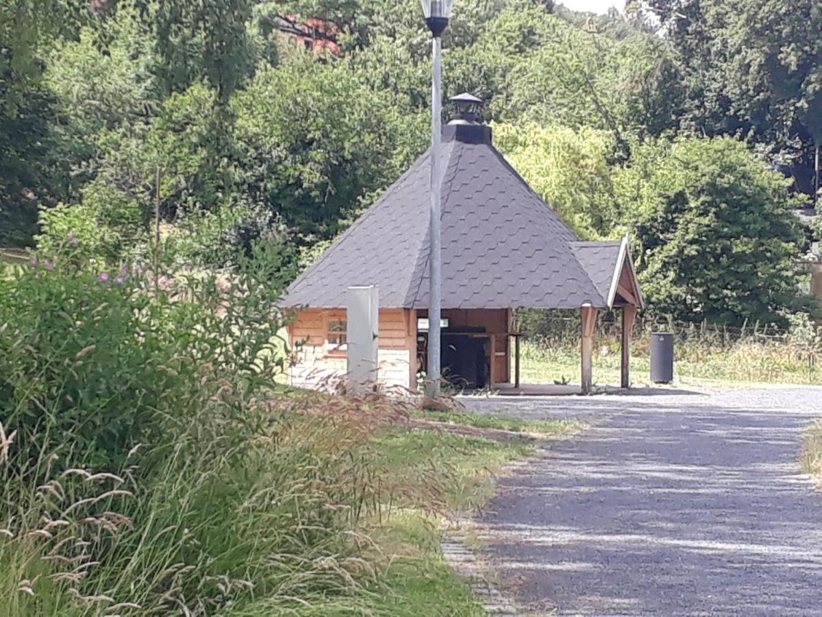 Ruhige Ferienwohnung Im Gutshaus Niederorschel Kültér fotó